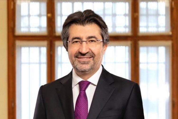 "Merkez Bankasının, faiz artırım sürecini ocak ayı itibarıyla tamamlayacağı kanaatindeyim"