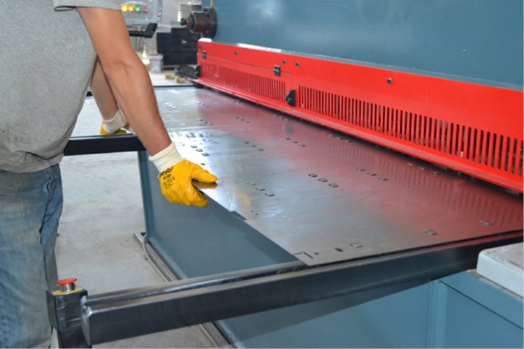 Metal işçisine ara zamda anlaşma