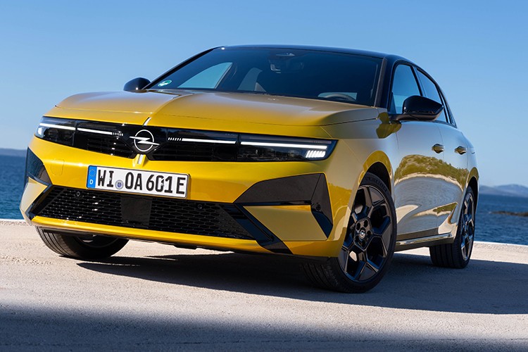 Opel Paris Otomobil Fuarı'na geri dönüyor