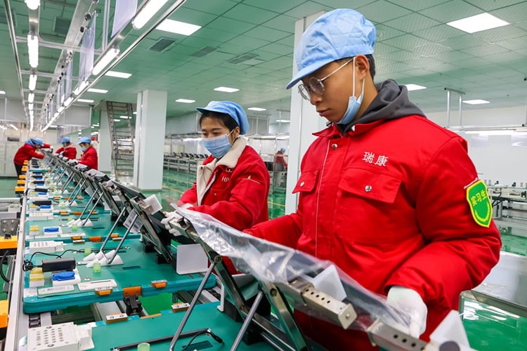 Çin'de imalat sektörü aktivitesi yeniden büyüme seyrine girdi