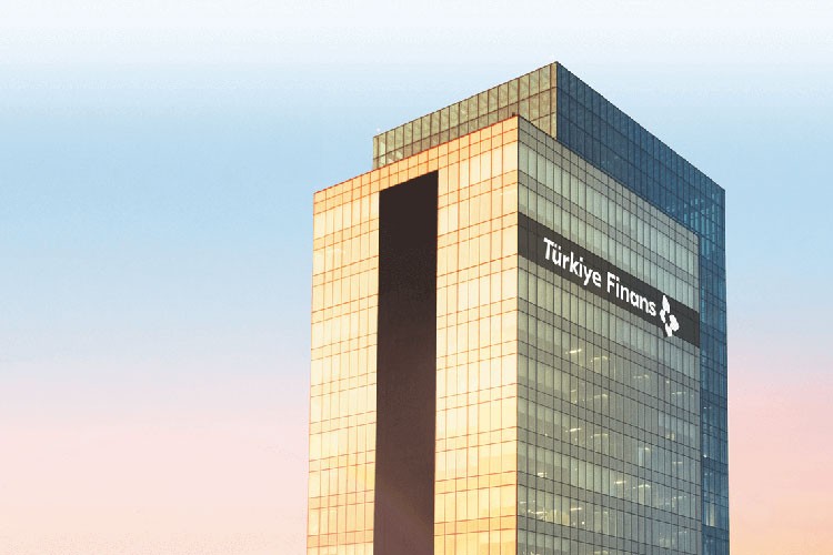 Türkiye Finans'tan emekli maaşını taşıyanlara yönelik kampanya