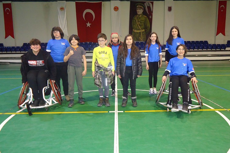 Mucitler ABD'de yarışacak