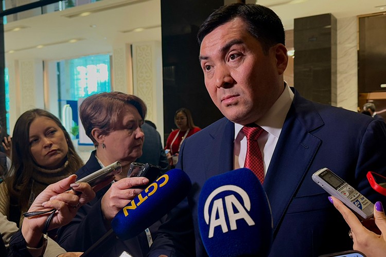 "Bakü-Tiflis-Ceyhan Petrol Boru Hattı'na büyük ilgi duyuyoruz"