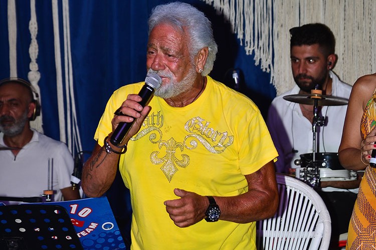 Fedon yaza Aias'ta veda edecek