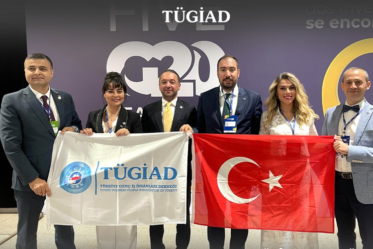 Genç iş insanları G20 Liderler Zirvesi öncesi bir araya geldi