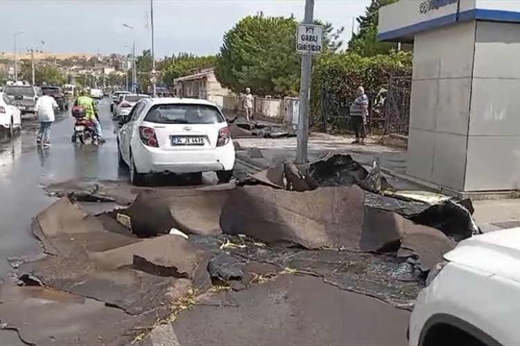 Tekirdağ ve Kırklareli'nde fırtına ve dolu etkili oldu