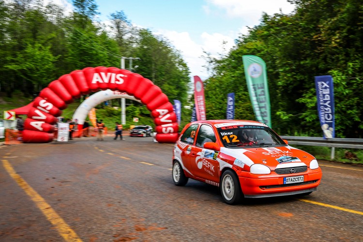 Kartepe'de Nefesler Tutuldu