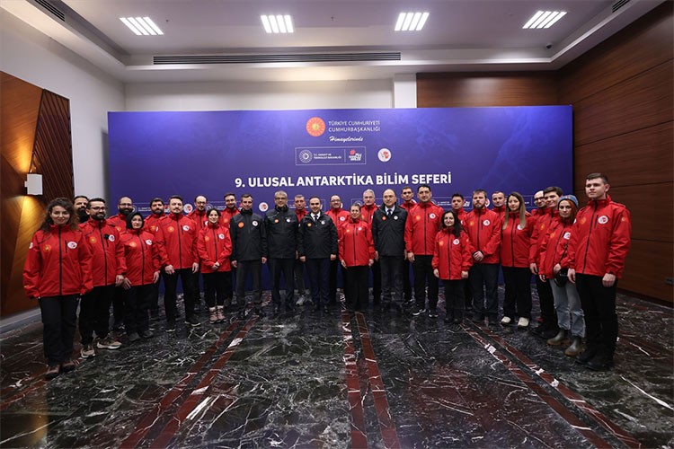 9. Ulusal Antarktika Bilim Seferi başladı