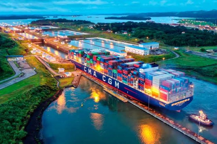 Panama Kanalı'nda günlük gemi geçişleri El Nino nedeniyle azaltılacak