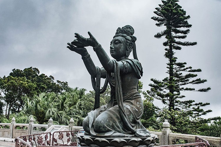 Lantau Adası'nda bir gezinti