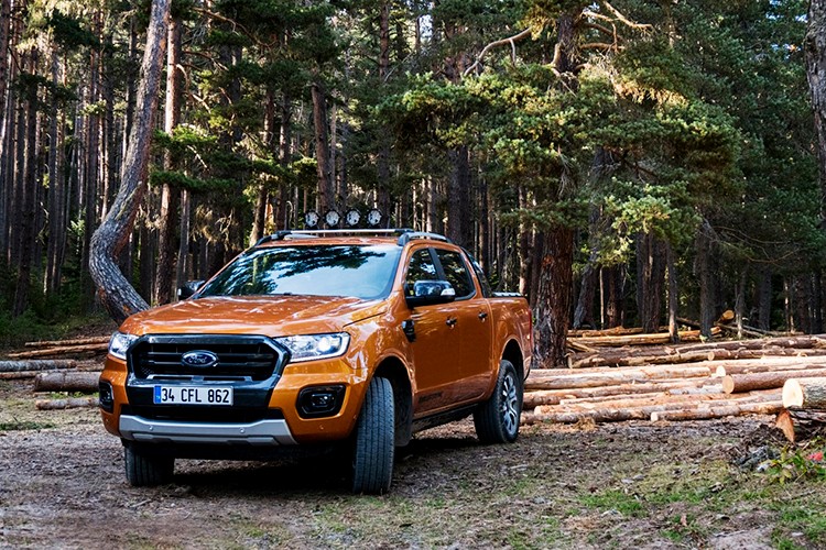 Sınırlara meydan okuyor