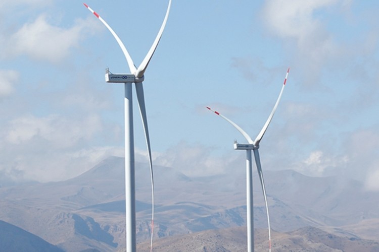 Dünya elektrik üretiminde yenilenebilirin payı ilk kez yüzde 30'u aştı