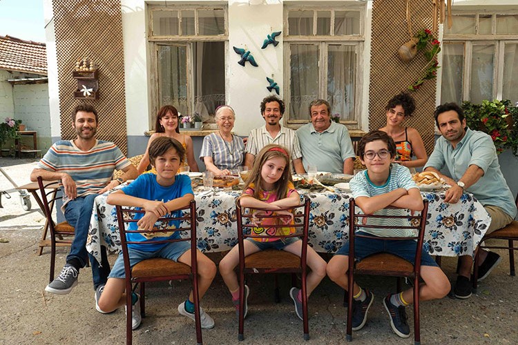 Sıcacık bir aile hikayesi geliyor