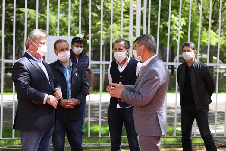 Hijyenik parklar çocukları bekliyor