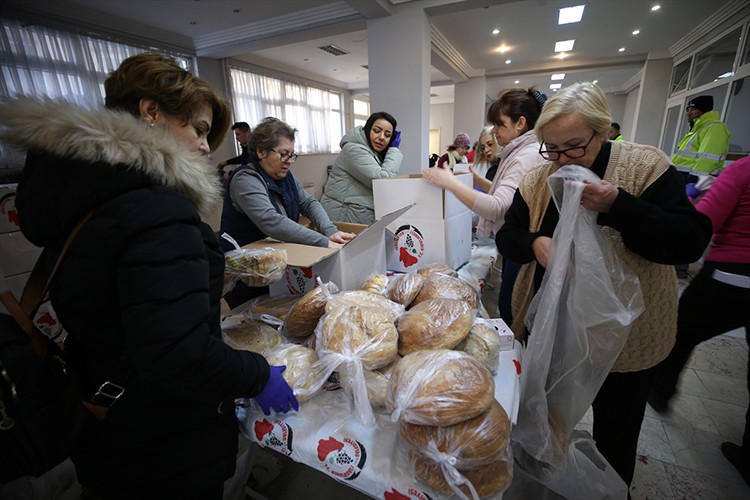 Çarklar deprem için dönüyor