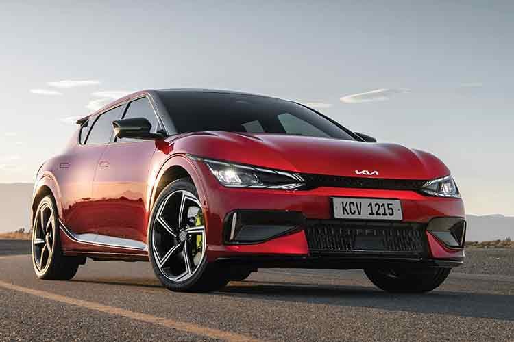 Kia EV6 GT dünyanın en iyi performans otomobili seçildi