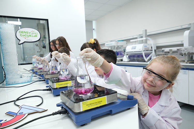 Orzaks, Bilimin Işığında Geleceğe Yatırım Yapıyor