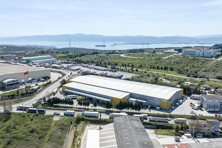 Küresel gelişmeler Orta Koridor'u ticaretin merkezi haline getiriyor