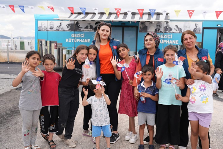 Konteynır Kentteki Çocuklara Farkındalık ve Moral Etkinliği