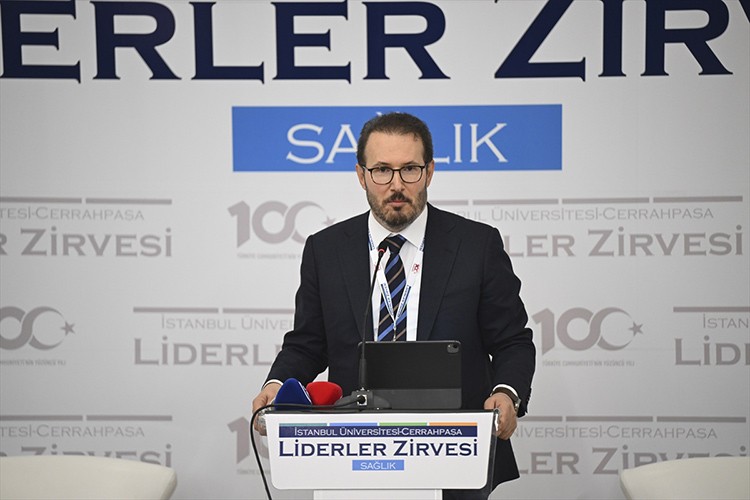 Cerrahpaşa Liderler Zirvesi "sağlık" temasıyla başladı