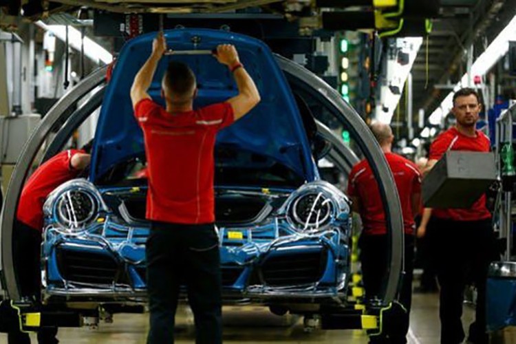 Almanya'da yatırımcı güveni en düşük seviyede