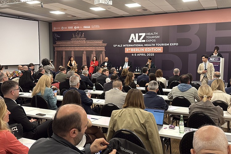 Türkiye'nin sağlık profesyonelleri Berlin'de buluşuyor