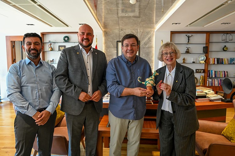 Berlin'den Çanakkale'ye uzanan dostluk ve iş birliği köprüsü