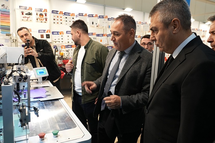 Akdeniz Tekstil Fuarı Mersin'de Açıldı