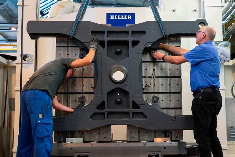 Alman sanayisine 1,4 trilyon avro ek yatırım gerekiyor