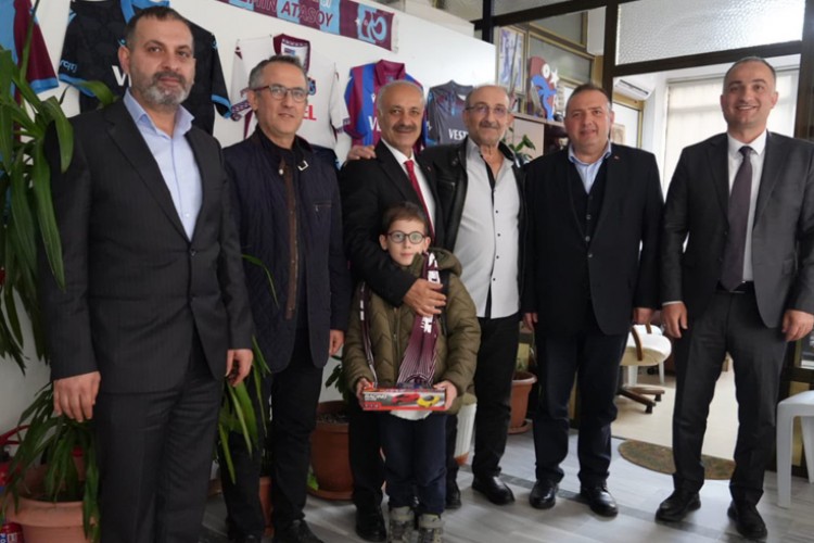 CUMHUR İTTİFAKI KARTAL BELEDİYE BAŞKAN ADAYI KARAKAYA, YEMEK SİTESİNİ ZİYARET ETTİ