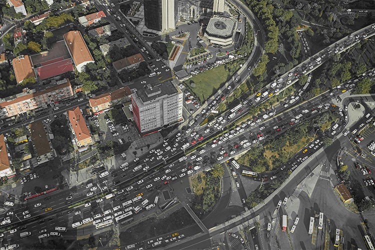 Park yeri ararken 23.5 milyon dakika kaybediliyor