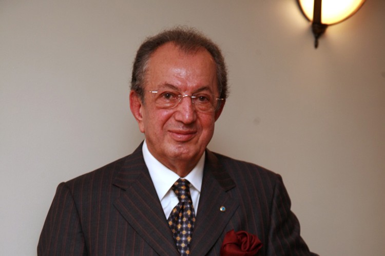 Erol Çarmıklı hayatını kaybetti