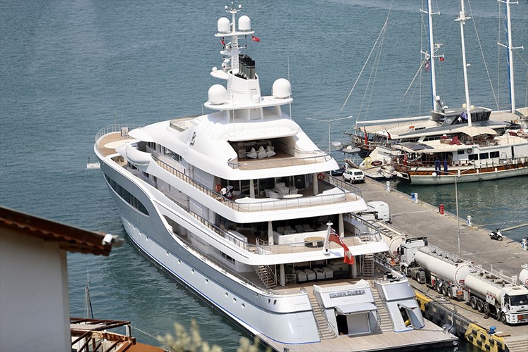 Lüks yat "Mayan Queen 4" Fethiye'de