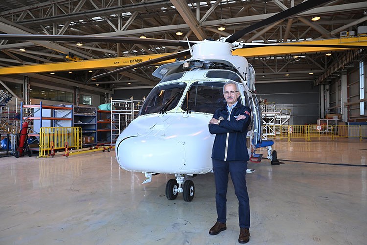 Uraloğlu TUSAŞ'ı ziyaret etti