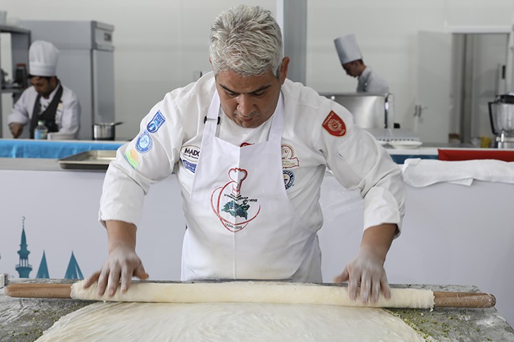 Türk aşçılar, Türkiye'nin mutfak lezzetlerini Kazan'da görücüye çıkardı