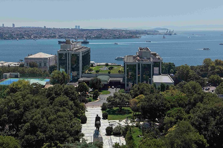 Gökyüzünde ocakbaşı keyfi