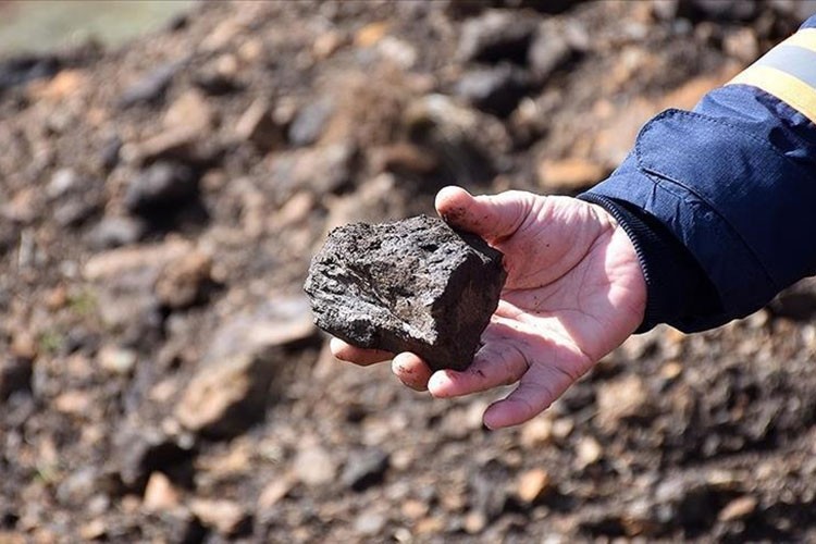 Çin, tarifelere karşı nadir toprak elementleri kontrolünü savundu