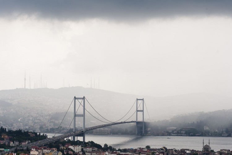 AKOM'DAN KUVVETLİ SAĞANAK UYARISI