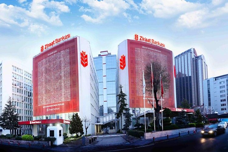 Faiz oranlarını indirdi