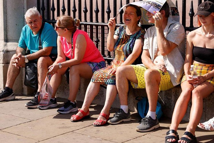 Avrupa'da sıcak hava dalgası etkili oluyor