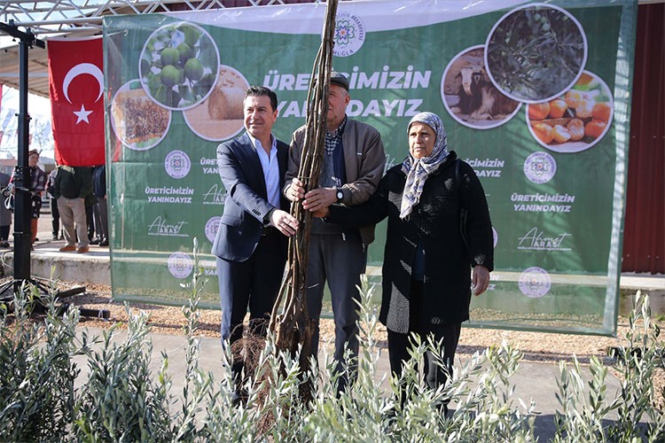 "Her Kapıda Bir Fidan Projesi" ile yanan alanlar yeşerecek