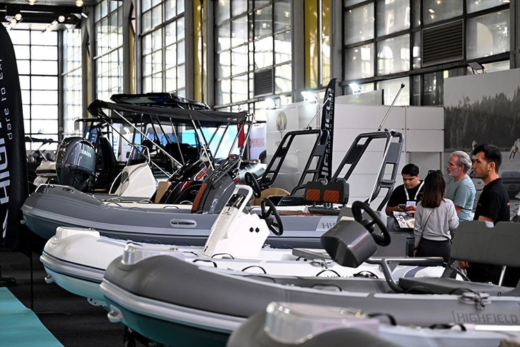 Yat ve tekne tutkunları Ankara'daki fuarda buluştu