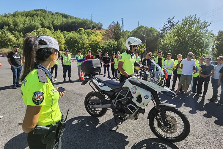 Muğla'da motosiklet kullananlara güvenli sürüş eğitimi