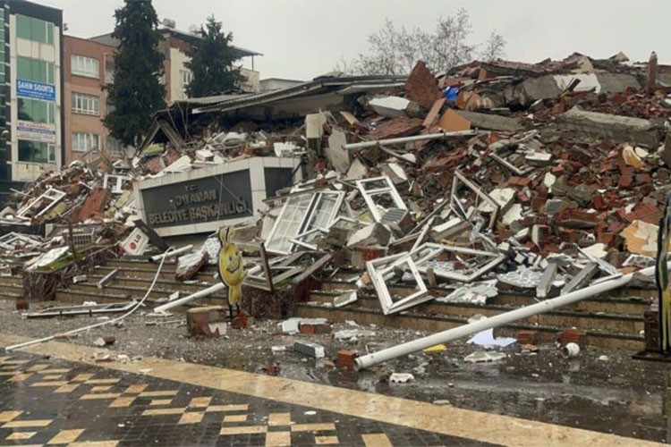 Depremzede şehirler "bölgesel ihya stratejisi" ile kalkındırılacak