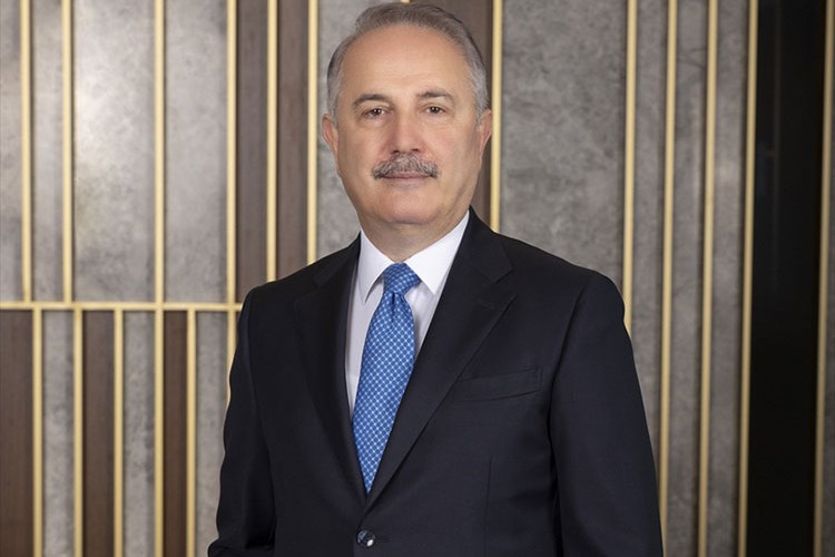 VakıfBank'ın net karı 19 milyar 192 milyon lira oldu