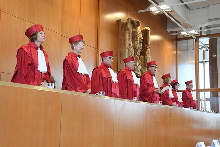 Almanya'da 35 yıllık Dayanışma Vergisi onaylandı