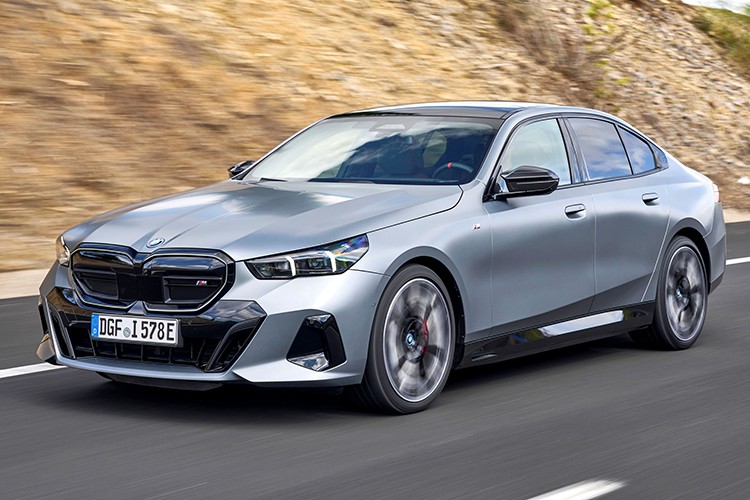 BMW Group 2025'i güçlü performansla kapattı