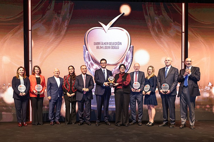 San Martin, Geleceğin Bilim Lideri oldu