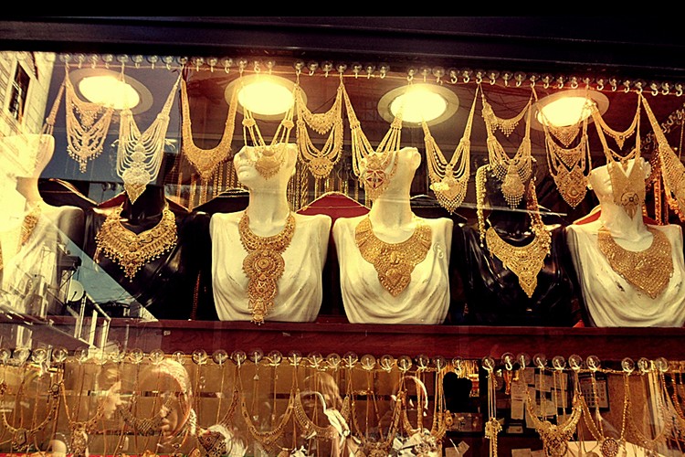 Kapalıçarşı'da altın