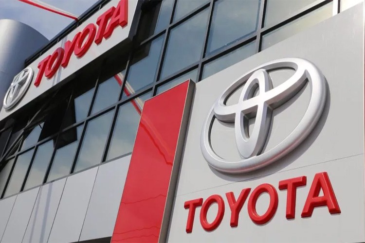 Toyota'nın, net karı 8,2 milyar dolar